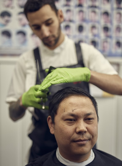 Robert's Barber Shop public website photograph
